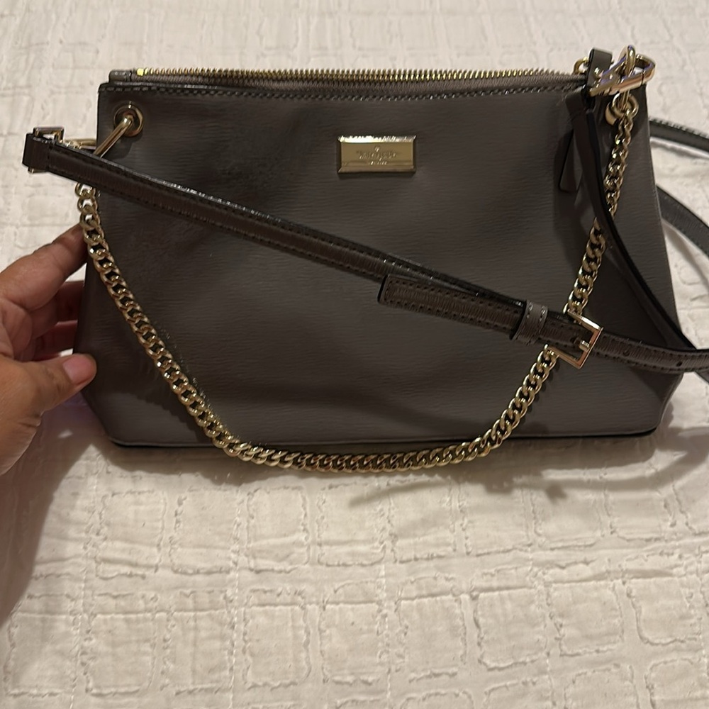 Elegant Gray Women's Bag with Chain Strap by Kate Spade